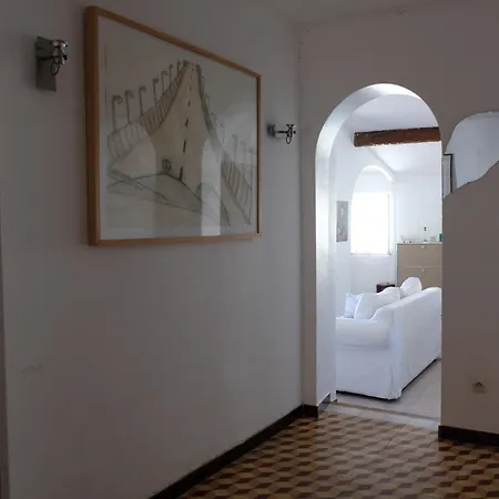 Appartamento With Terrace& Design